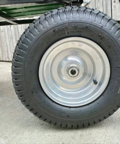 the tip carts' tyres
