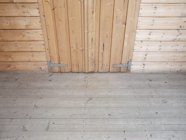 Chalet Floor