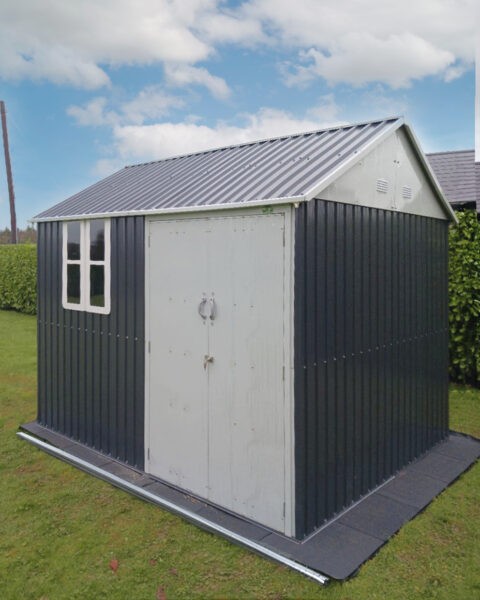 The large steel cottage Shed