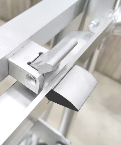 the locking element