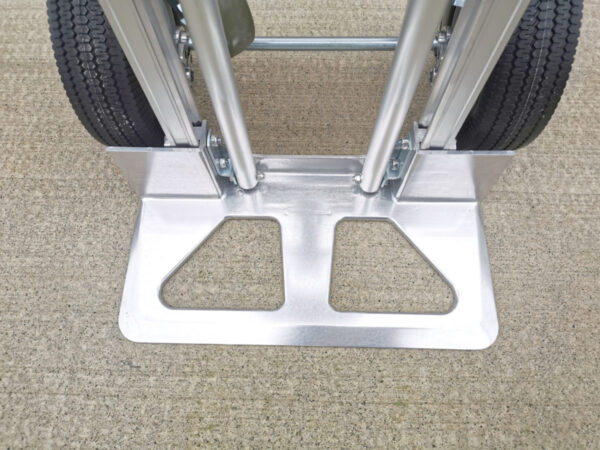 The foot plate of the 3 in 1 hand trolley