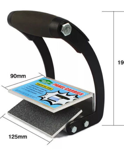 The Dimensions of the Panel Carrier Grip. It's 19cm high, 12.5cm wide and the depth of the grip plate is 9cm.