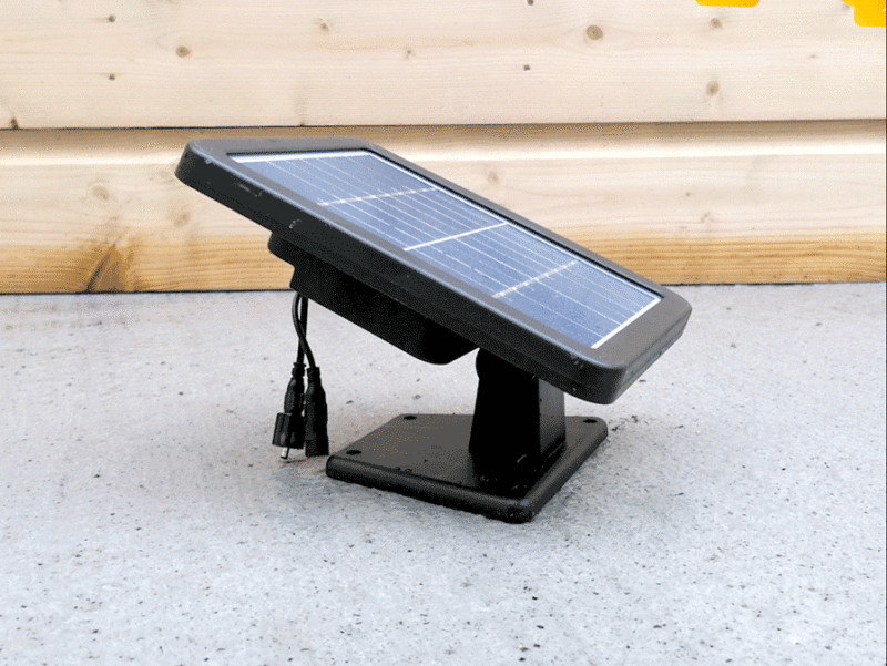 an animated gif where yellow sun beams depicted by arrows move towards the solar panel before dissapating