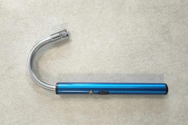 The electric lighter with a bendable head