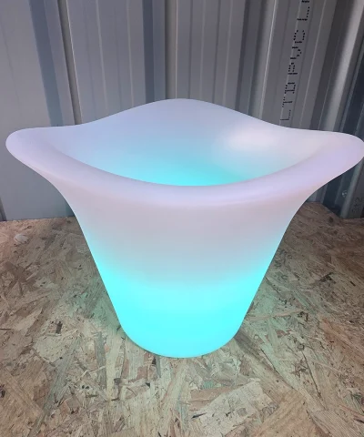 The LED Pot: 'Petal'