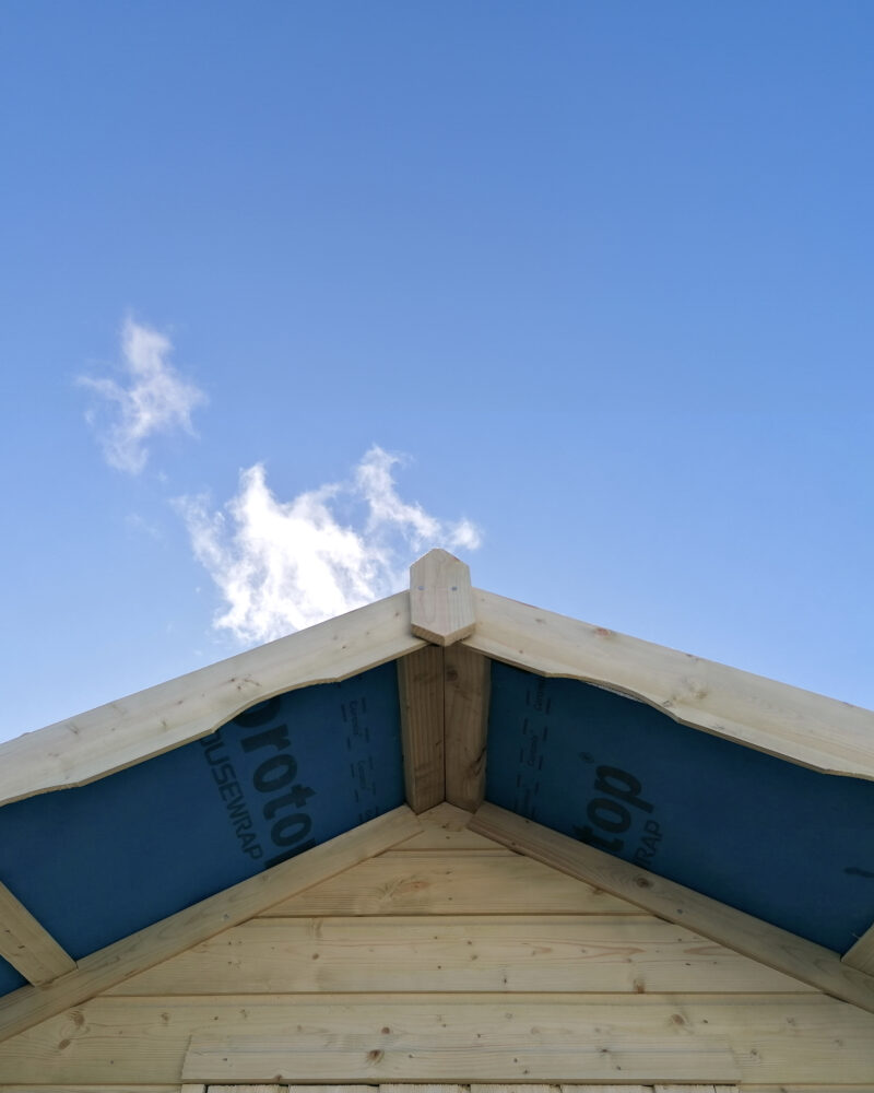 Overhang detail