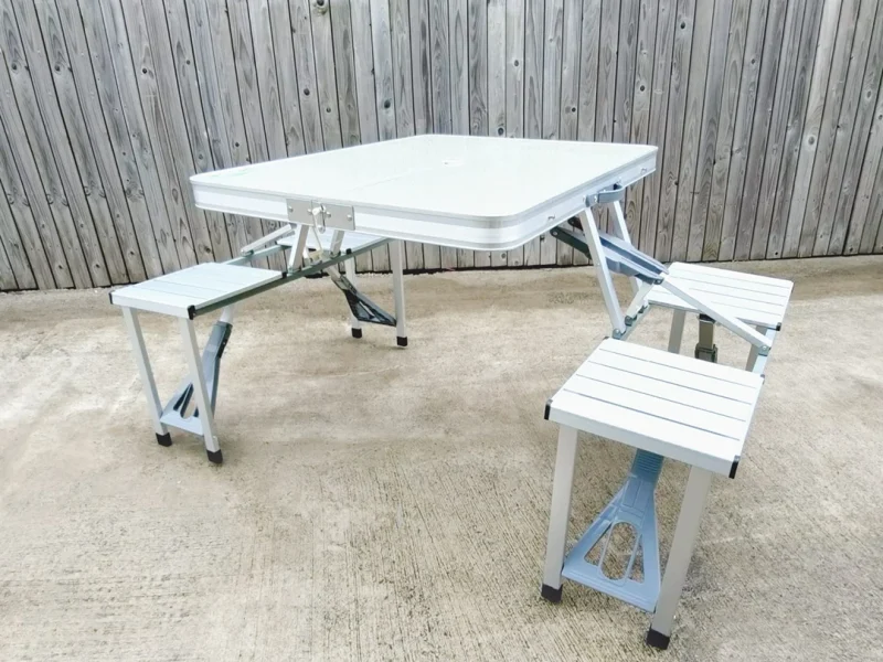 Wide angle view of the side of the picnic table