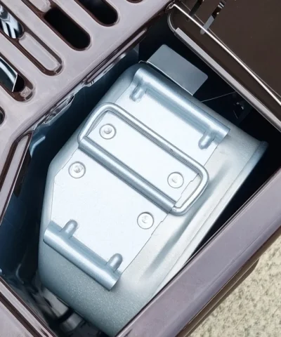 The fuel tank in the correct postion