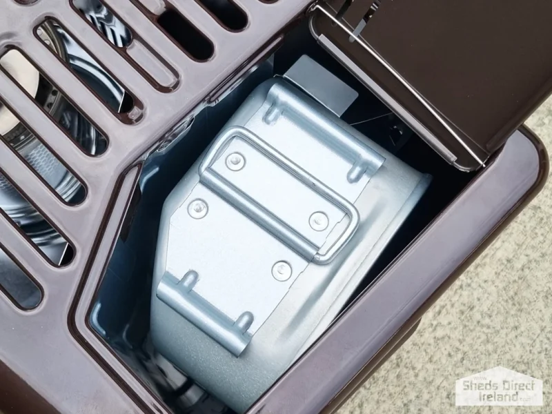 The fuel tank in the correct postion