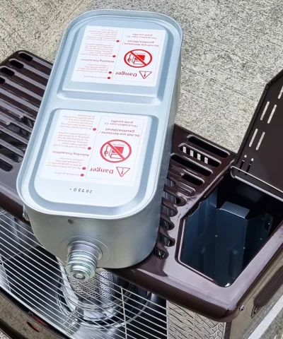 The fuel tank on top of the heater