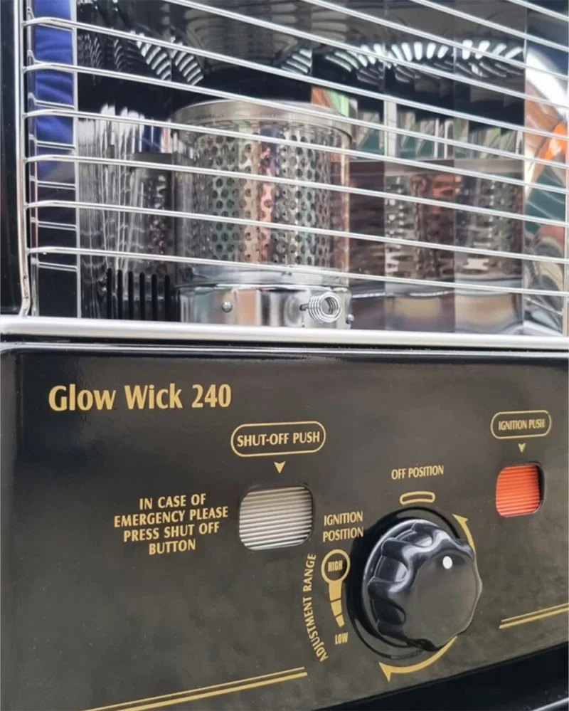 Details of the controls on the glow wick 240 paraffin heater