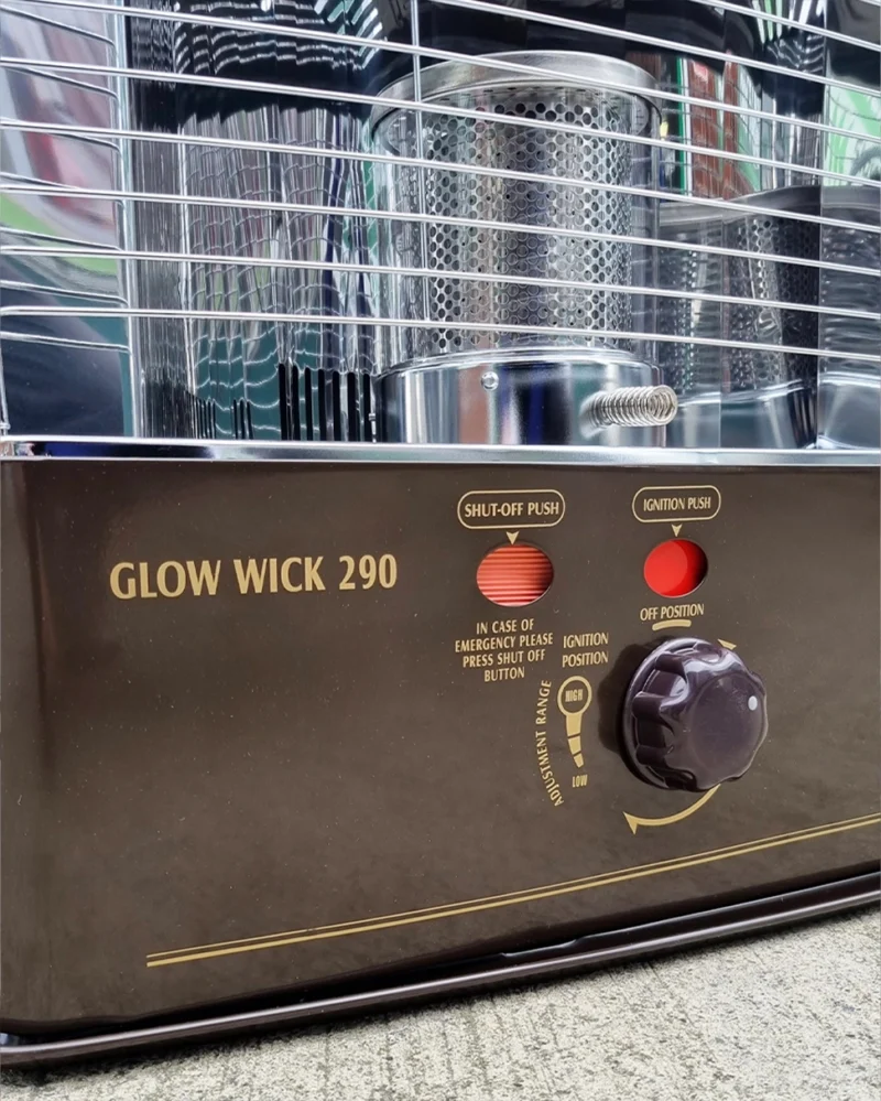 The controls on the front of the glow wick 290 heater