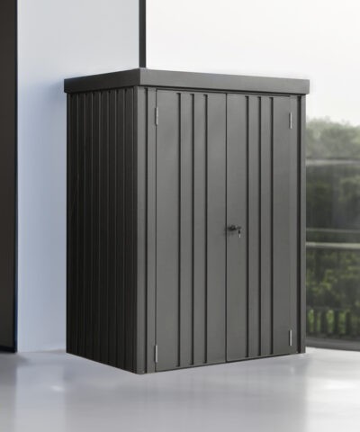 The Mabelle shed on a apartment balcony