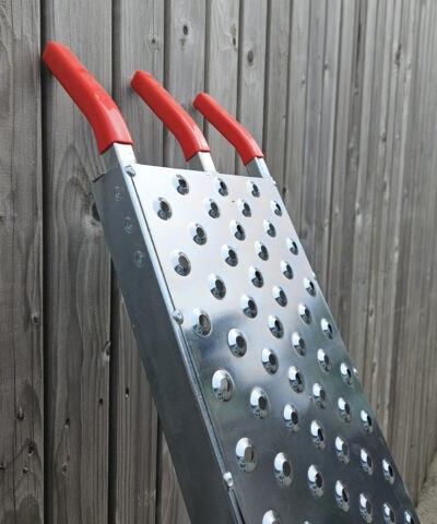 Grip details on the solid loading ramp