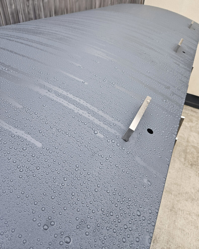 The lid of the double modular bin store