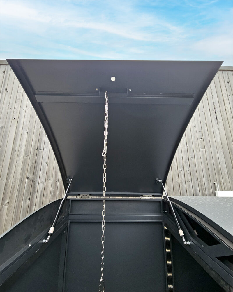 The opening of the modular bin store