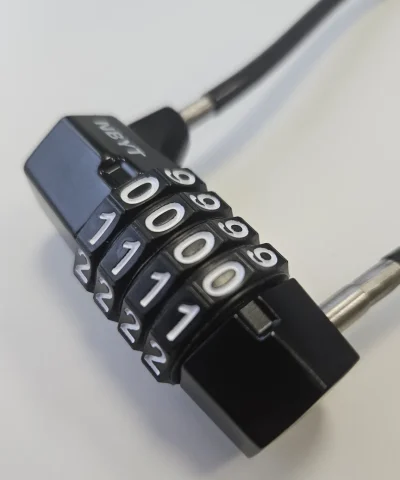 Number details on combination lock