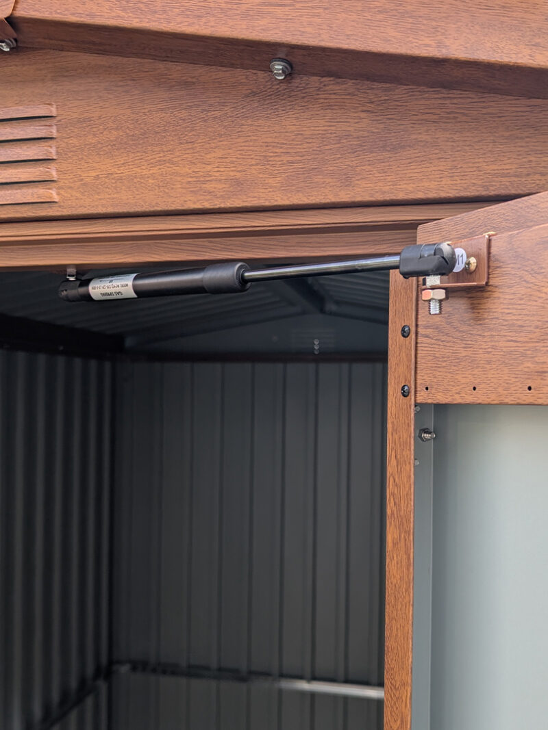 Gas hinge details
