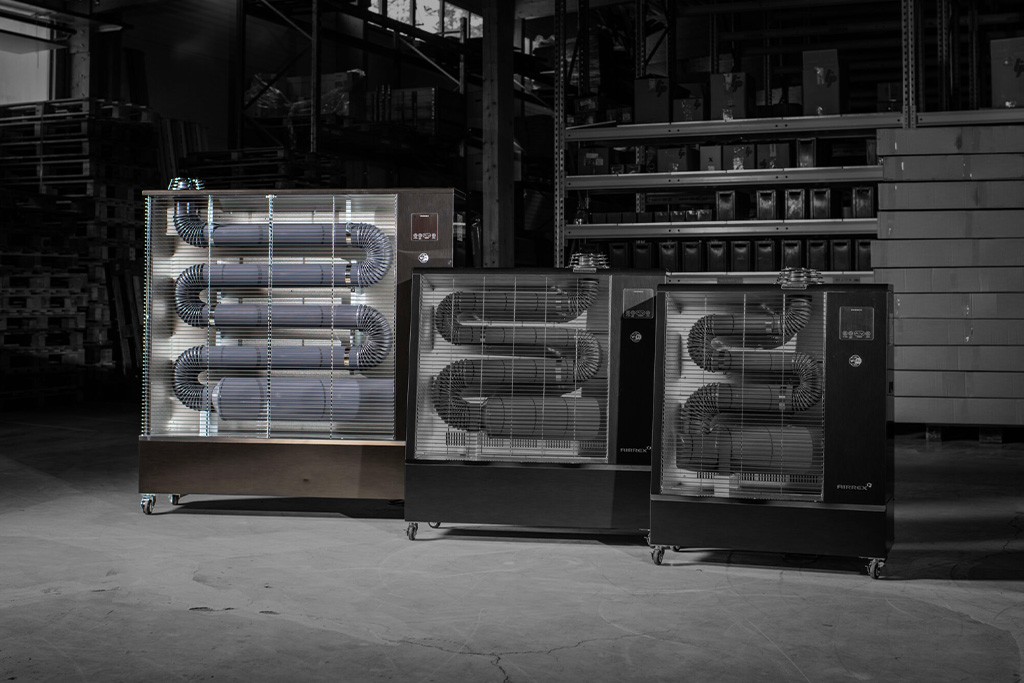 The Airrex 800i beside the smaller 300i and 200i