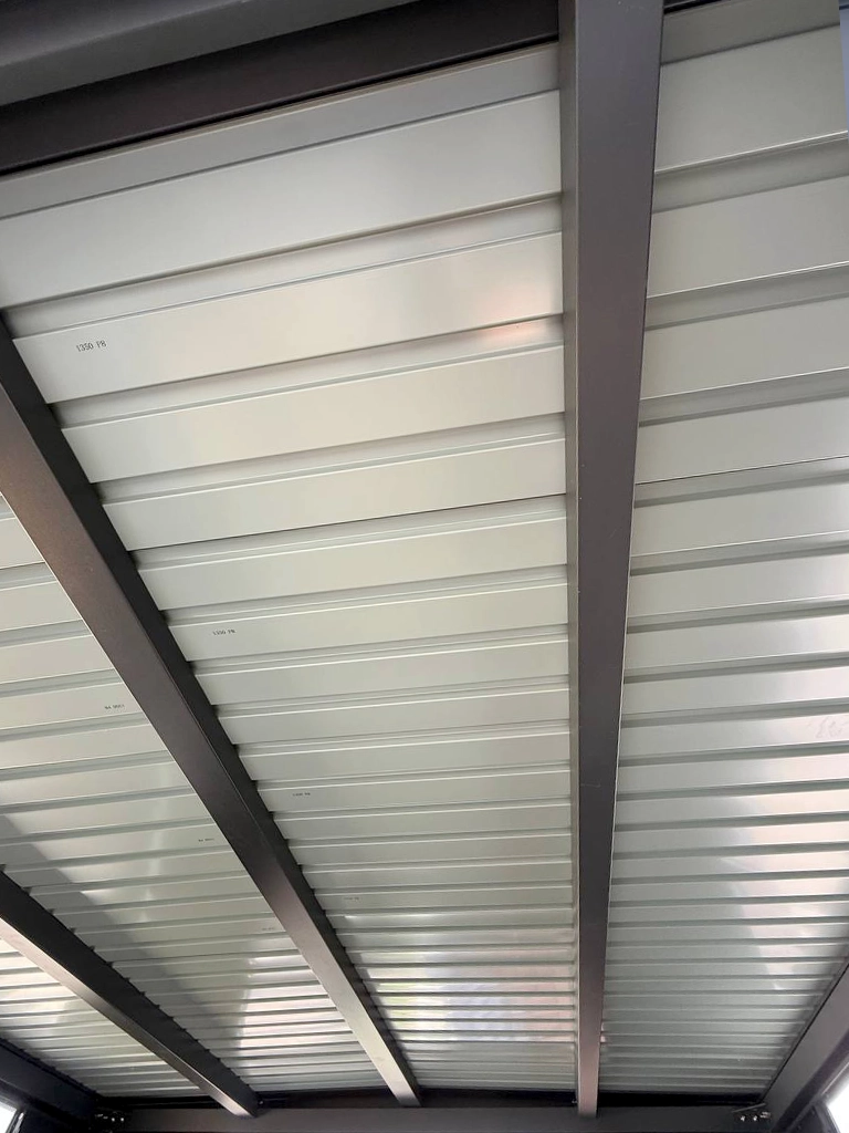 Internal Roof details on the Premium Panoramic Shed